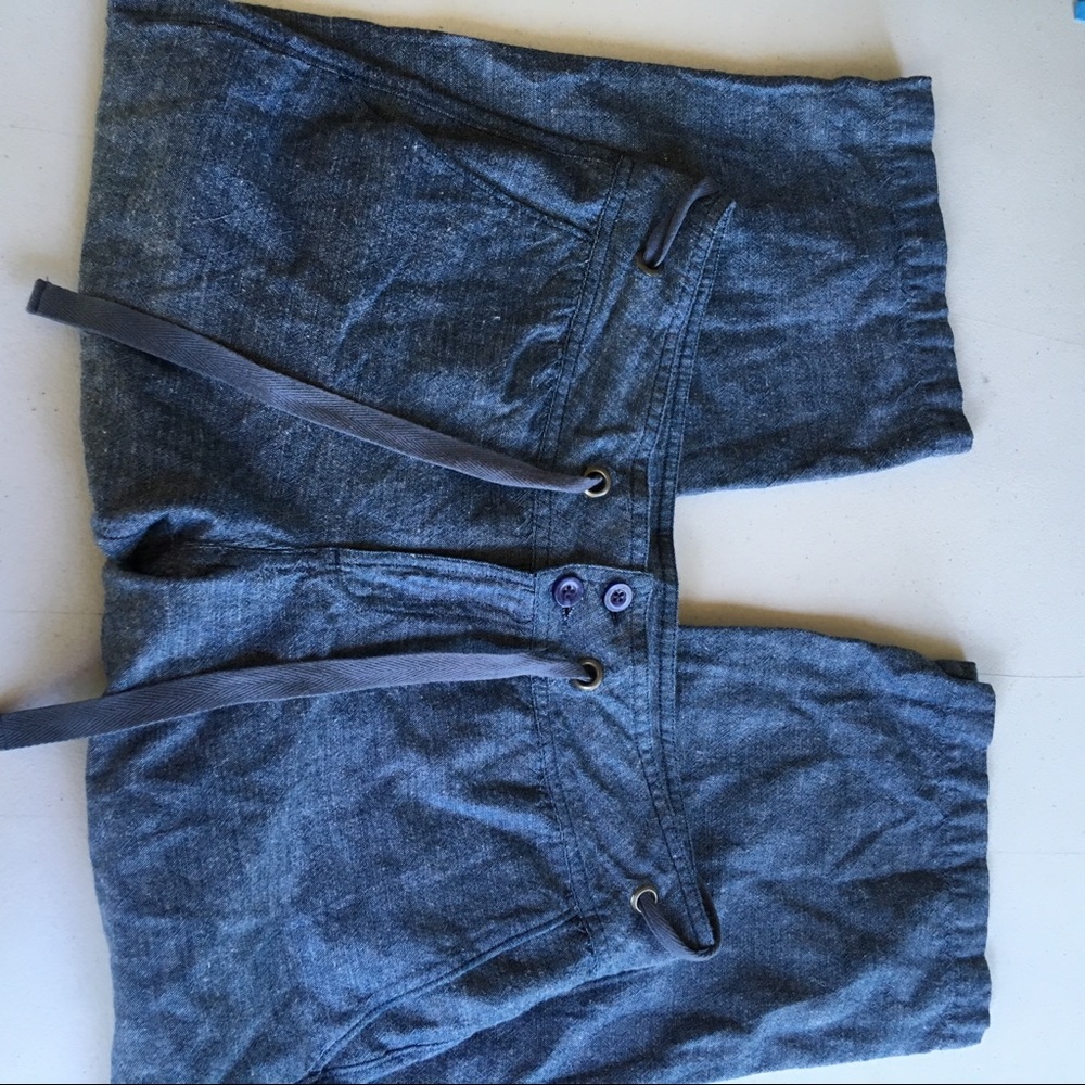 Freedom Trail denim capris size small